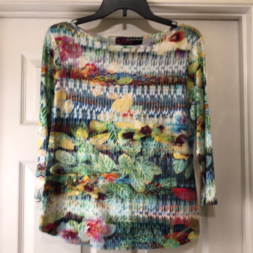 Peck and Peck, floral printed top, medium